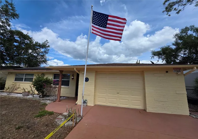 4th image of 4832 Elmwood St, New Port Richey, FL 34653 | MLS# W7880024