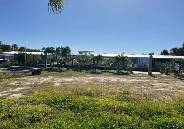 5th image of 766 Saint Judes Dr N, Longboat Key, FL 34228 | MLS# TB8439776