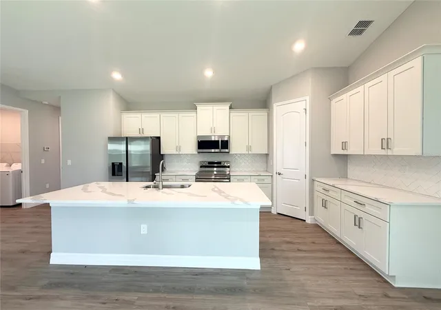2nd image of 5834 Escalon Dr, Sebring, FL 33872 | MLS# P4936758