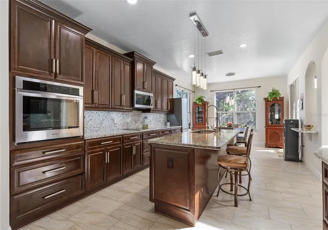 2nd image of 38 Brewster Ln, Palm Coast, FL 32137 | MLS# FC313562