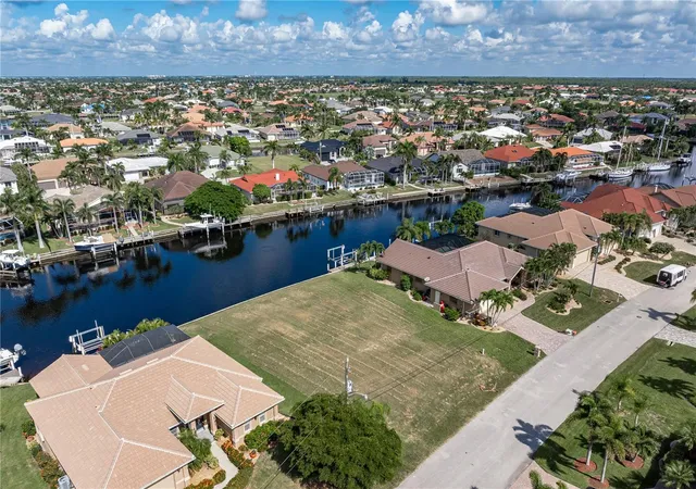 4th image of 452 Valletta Ct, Punta Gorda, FL 33950 | MLS# C7516610