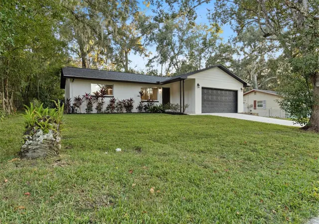 Photo 3 of Single family home for sale at 609 Holley St, Brooksville, FL 34601 | MLS# TB8440232 | Listing updated on 2026-10-07