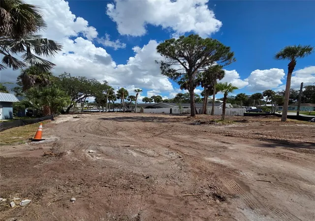 2nd image of 5345 Tarry Ln, New Port Richey, FL 34652 | MLS# W7880062