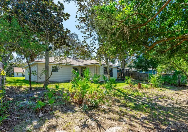 4th image of 693 Reillys Rd, Port Orange, FL 32127 | MLS# V4945522