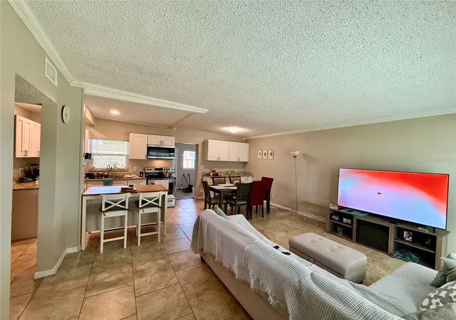 Photo 3 of Single family home for sale at 1604 Crystal Ct E, Lakeland, FL 33801 | MLS# TB8440429 | Listing updated on 2026-10-20