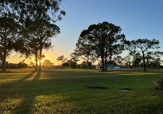 3rd image of 2270 Firestone Pl, Winter Haven, FL 33884 | MLS# TB8440562