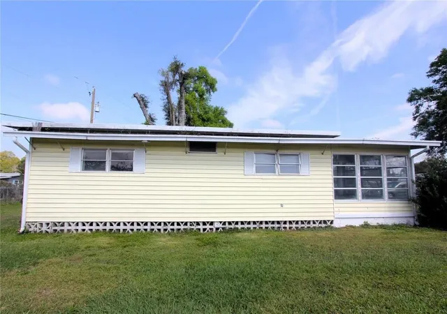 Homes for sale in Zephyrhills, FL | 6021 Ridgewood Dr, Zephyrhills, FL 33542 | MLS# TB8440628