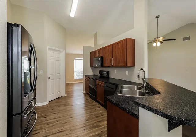 5th image of 3407 Imperial Manor Way, Mulberry, FL 33860 | MLS# C7516671