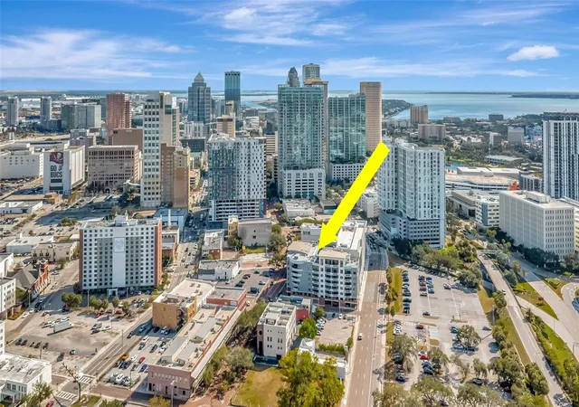 2nd image of 1108 N Franklin St, TAMPA, FL 33602
