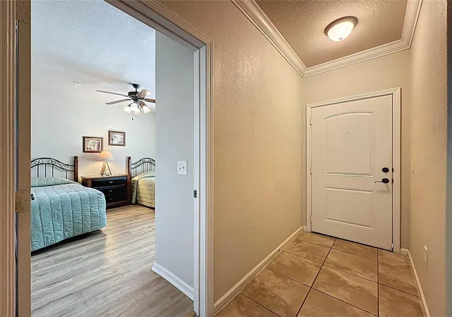 Listing Photo 5 - Condo for sale in building located at 902 Charo Pkwy, Davenport, FL 33897 - Unit #622