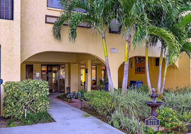 1st image of 5775 Park St N #311, Saint Petersburg, FL 33709 | MLS# TB8440792
