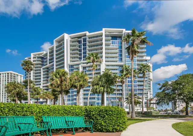 32nd image of 1821 Lincoln Dr, Sarasota, FL 34236 | MLS# A4669453