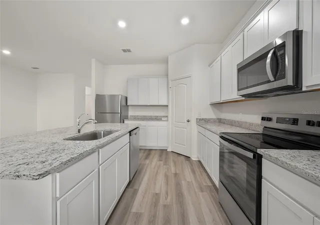 Photo 4 of Sale Pending at 304 Bowfin Ct, Kissimmee, FL 34759 | MLS# TB8440844 | Listing updated on 2026-06-12