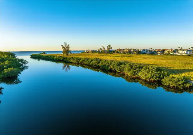 Photo 3 of Sale Pending at Lot 20 Hammock Bay, Apollo Beach, FL 33572 | MLS# TB8440883 | Listing updated on 2026-08-30