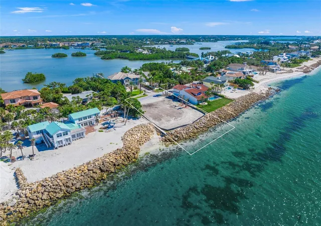 3rd image of 141 N Casey Key Rd, Osprey, FL 34229 | MLS# A4669513