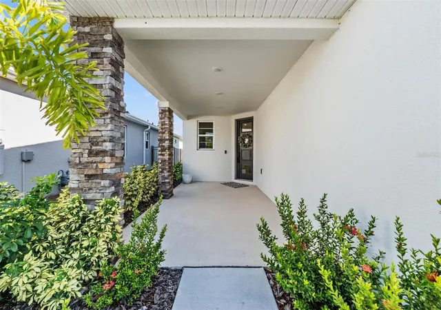 Photo 2 of Single family home for sale at 6276 Golden Beach Dr, Apollo Beach, FL 33572 | MLS# TB8441037 | Listing updated on 2026-10-09