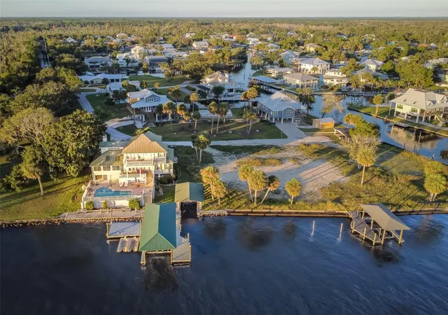 4th image of 2130 Nw 14Th St, Crystal River, FL 34428 | MLS# V4945558
