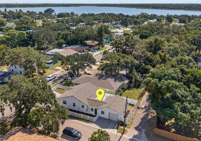 Photo 4 of Single family home for sale at 2401 19th Street S, Saint Petersburg, FL | MLS# TB8441079 | Listing updated on 2026-10-21