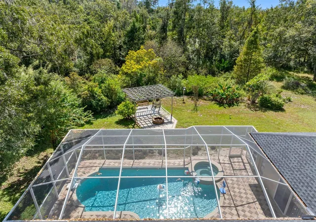 Homes for sale in Lutz, FL | 121 Myrtle Ridge Rd, Lutz, FL 33549 | MLS# TB8441205