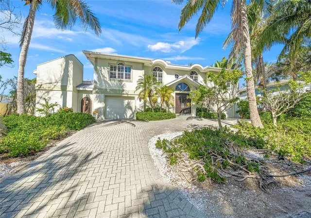 Photo 3 of Single family home for sale at 569 Juan Anasco Dr, Longboat Key, FL 34228 | MLS# A4669634 | Listing updated on 2026-10-11