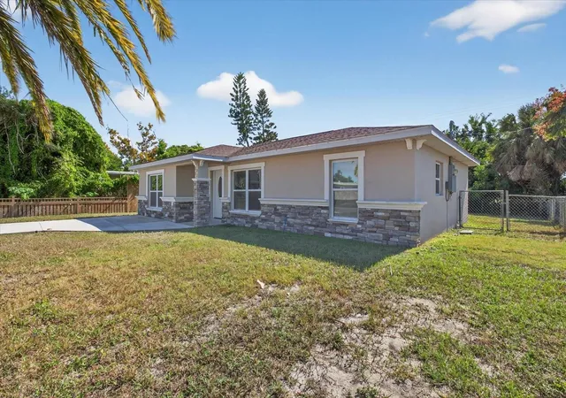 Photo 3 of Single family home for sale at 5352 Tangerine Dr, New Port Richey, FL 34652 | MLS# TB8441353 | Listing updated on 2026-10-10