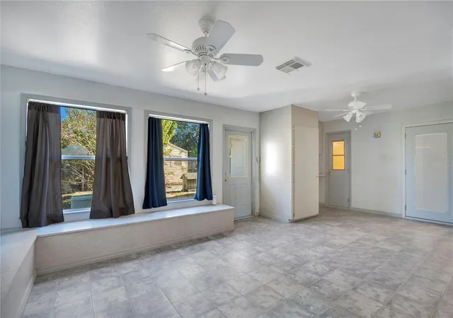 Photo 2 of Single family home for sale at 6019 Long Peak Dr, Orlando, FL 32810 | MLS# O6355266 | Listing updated on 2026-08-07