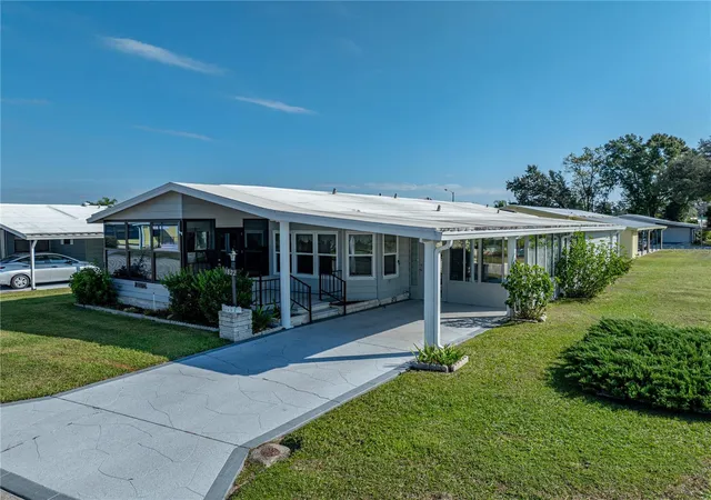 Homes for sale in Zephyrhills, FL | 3822 Damian Dr, Zephyrhills, FL 33541 | MLS# TB8441377