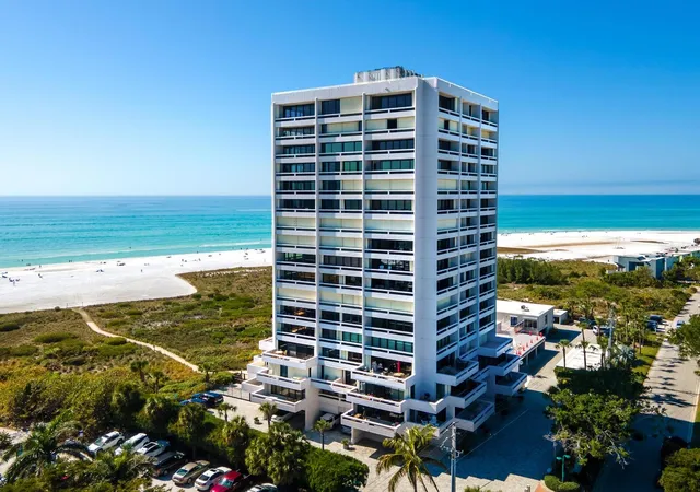 Photo 1 of Condo for sale at 5400 Ocean Blvd #5-3, Sarasota, FL 34242 | MLS# A4669686 | Listing updated on 2026-04-23
