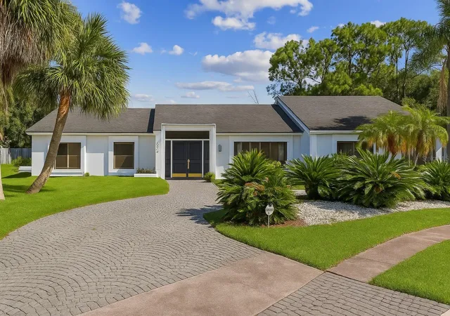 1st image of 672 Mossy Branch Ct, Longwood, FL 32779 | MLS# O6355385