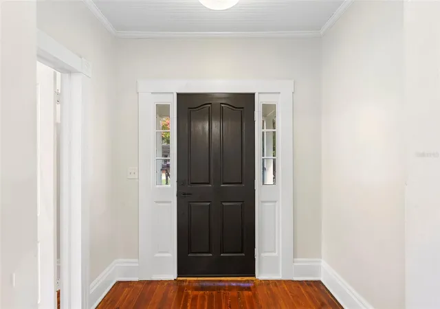 Photo 3 of Sale Pending at 210 W University Ave, Deland, FL 32720 | MLS# V4945577 | Listing updated on 2026-10-10