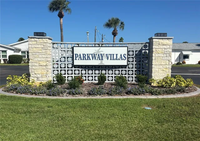 Homes for sale in Bradenton, FL | 5983 Coral Way, Bradenton, FL 34207 | MLS# A4669792