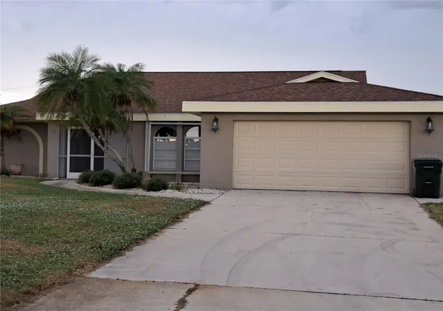 Photo 2 of Single family home for sale at 26 Clintwood Ave, Englewood, FL 34223 | MLS# TB8441937 | Listing updated on 2026-09-24
