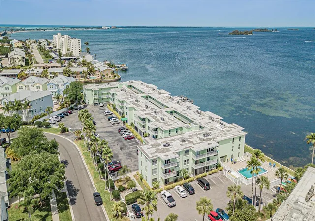 2nd image of 464 Paula Dr N #116, Dunedin, FL 34698 | MLS# TB8441949