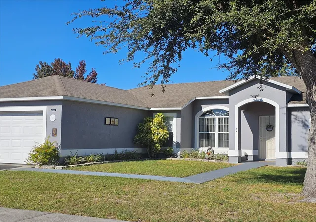 Photo 1 of Single family home for sale at 540 Oak Branch Cir, Kissimmee, FL 34758 | MLS# S5137421 | Listing updated on 2026-10-08