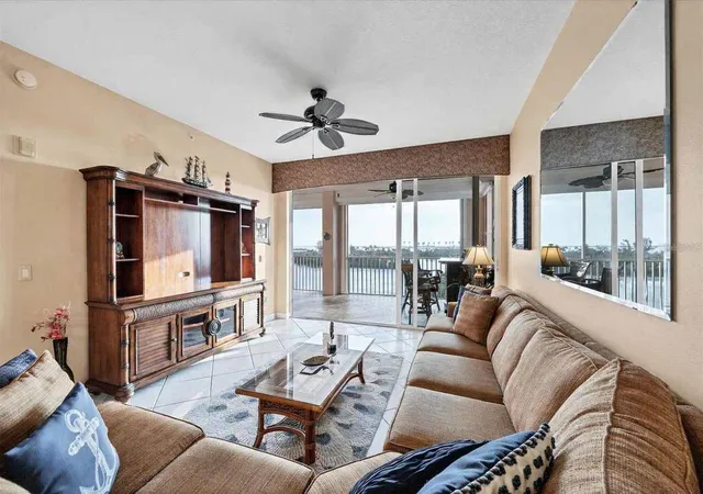 4th image of 13113 Gasparilla Rd, ENGLEWOOD, FL 33946