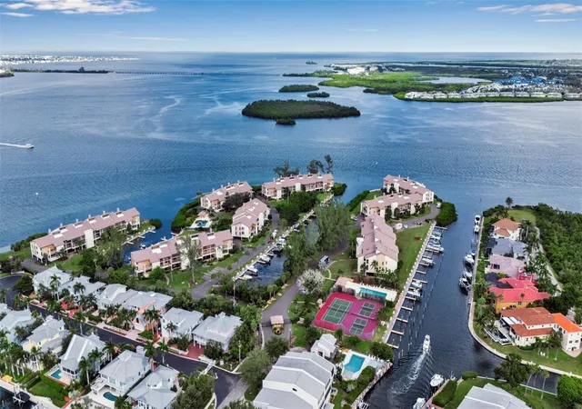 Photo 2 of Condo for sale at 3840 Mariners Way #514A, Cortez, FL 34215 | MLS# A4669912 | Listing updated on 2026-09-14