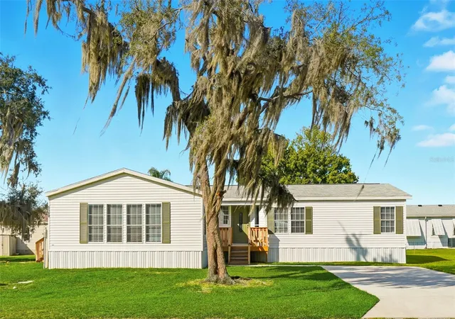 1st image of 5180 Lexington Cir, Wildwood, FL 34785 | MLS# O6355865