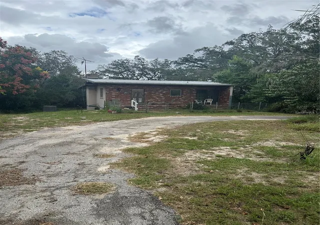Photo 1 of Single family home for sale at 4998 Lake Lowery Rd, Haines City, FL 33844 | MLS# P4936853 | Listing updated on 2026-08-13