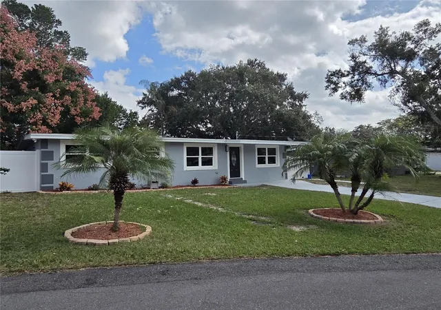 Homes for sale in Auburndale, FL | 108 Martha St, Auburndale, FL 33823 | MLS# O6356159