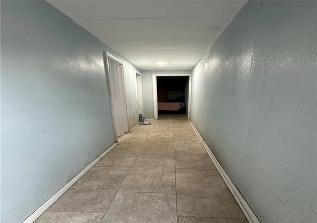 4th image of 4422 Nw 4422 Ne, Valrico, FL 33596 | MLS# TB8442579