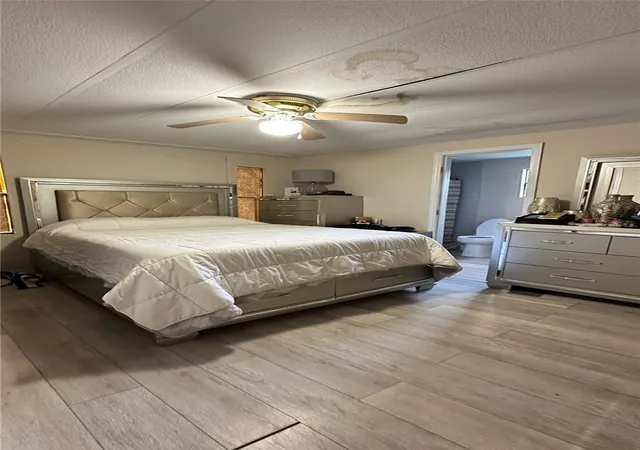 5th image of 4422 Nw 4422 Ne, Valrico, FL 33596 | MLS# TB8442579