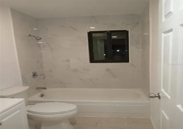 4th image of 3242 Semoran Blvd, ORLANDO, FL 32822