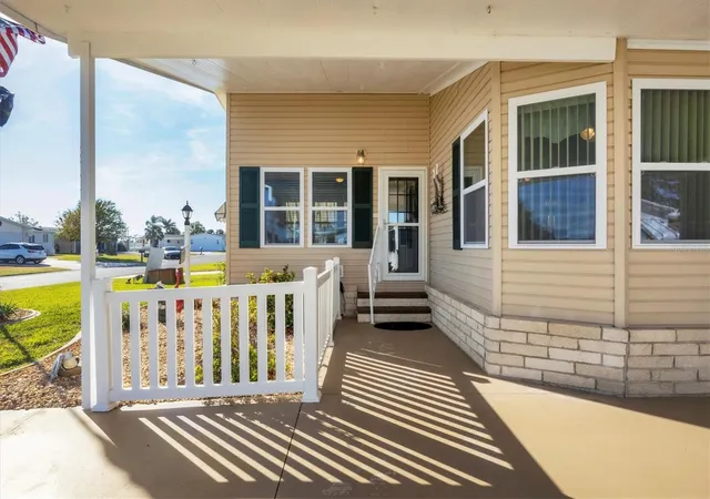 Photo 3 of Manufactured home for sale at 8364 Kinglet Dr, Englewood, FL 34224 | MLS# D6144488 | Listing updated on 2026-04-22