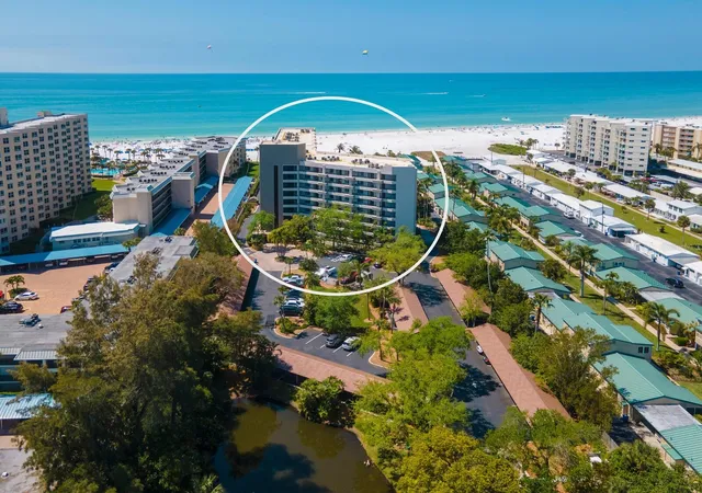 Photo 2 of Condo for sale at 5880 Midnight Pass Rd #906, Sarasota, FL 34242 | MLS# A4670194 | Listing updated on 2026-10-07