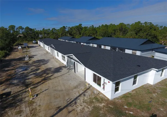 3rd image of 1215 Capricorn Blvd, Punta Gorda, FL 33983 | MLS# C7516987