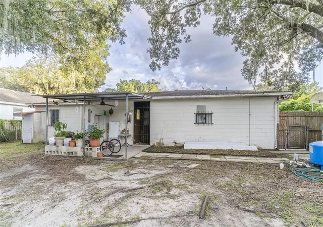 4th image of 1802 E Knollwood St, Tampa, FL 33610 | MLS# TB8443009