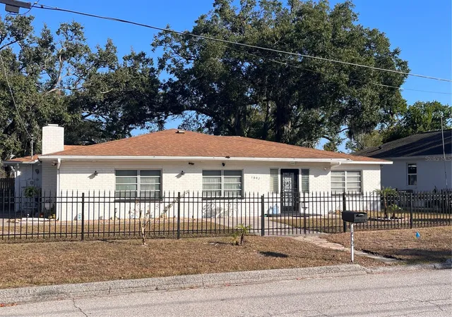 2nd image of 1802 E Knollwood St, Tampa, FL 33610 | MLS# TB8443009
