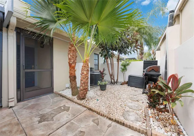 5th image of 2767 Horseshoe Ct, SARASOTA, FL 34235