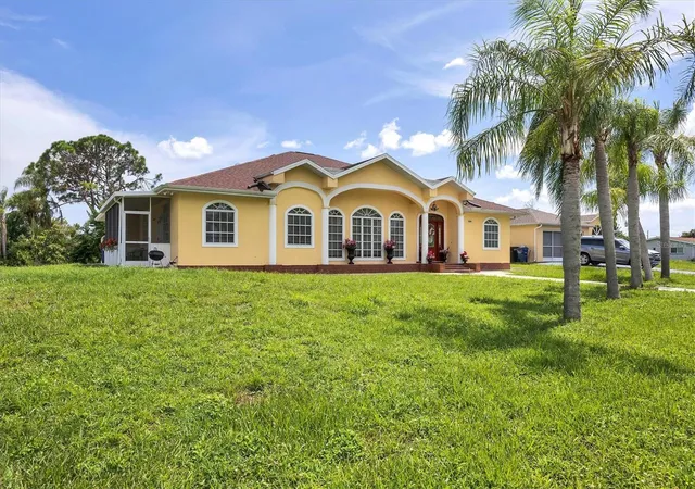 3rd image of 12209 Cotorro Ave, North Port, FL 34287 | MLS# N6141210