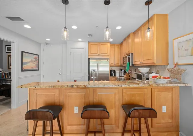 Photo 3 of Condo for sale at 101 S Eola Dr #1209, Orlando, FL 32801 | MLS# O6356643 | Listing updated on 2026-10-26